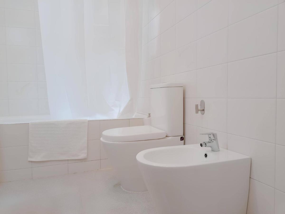 Reial 4 Tarragona Apartment Ngoại thất bức ảnh