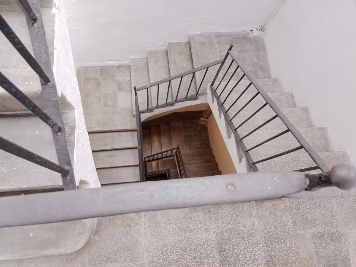 Reial 4 Tarragona Apartment Ngoại thất bức ảnh