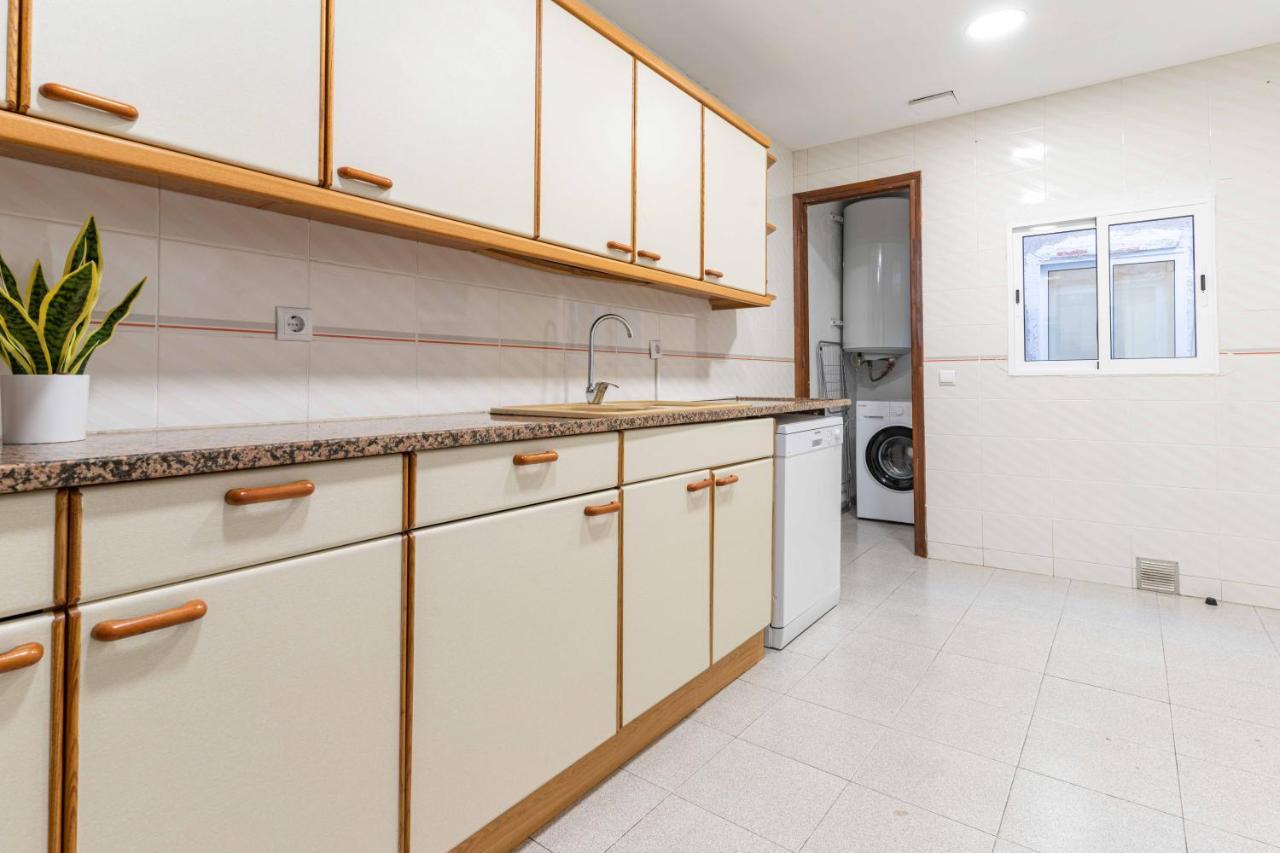 Reial 4 Tarragona Apartment Ngoại thất bức ảnh